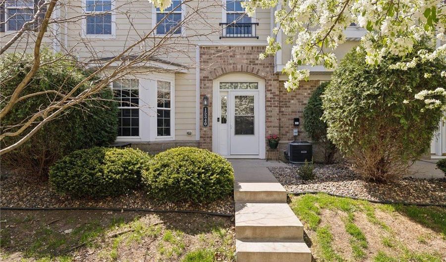 15340 Founders Ln 203, Apple Valley, MN 55124 - 2 Beds, 2 Bath