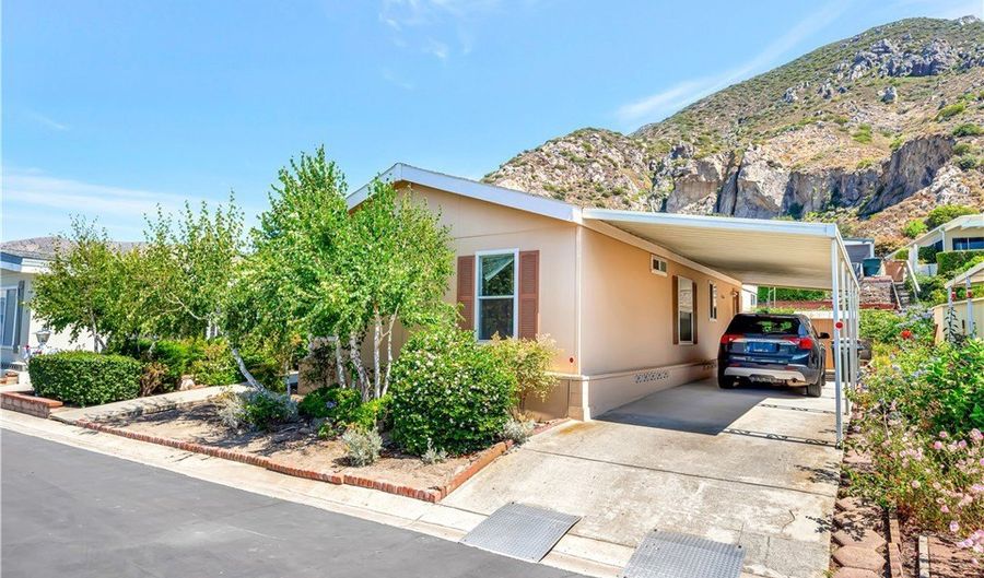 24 Gitana Ave 164, Camarillo, CA 93012 - 3 Beds, 2 Bath