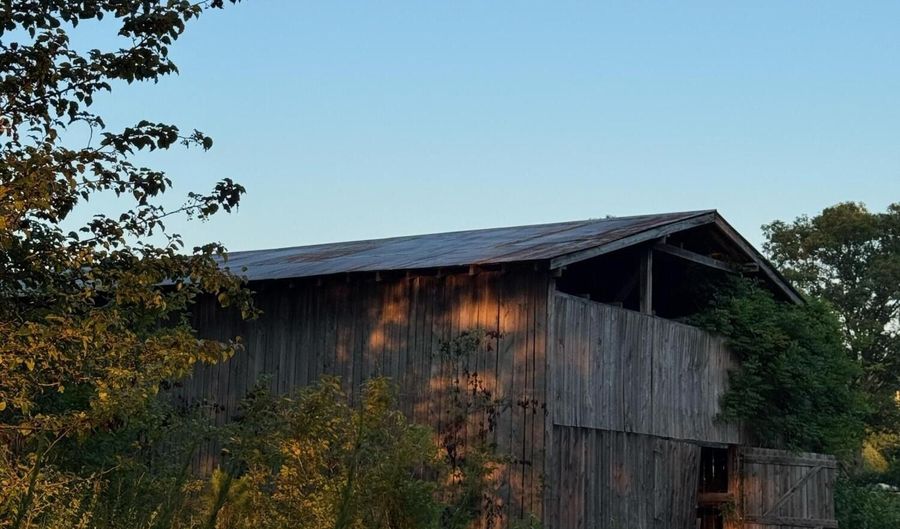 1 Mooretown Hill Rd, Beattyville, KY 41311 - 0 Beds, 0 Bath