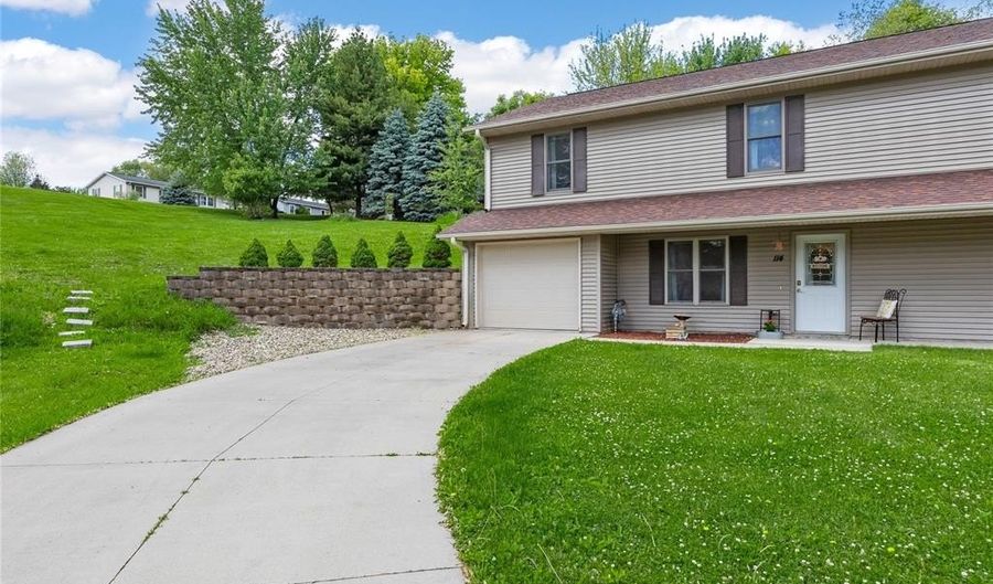 114 Therese Ave, Anamosa, IA 52205 - 3 Beds, 2 Bath