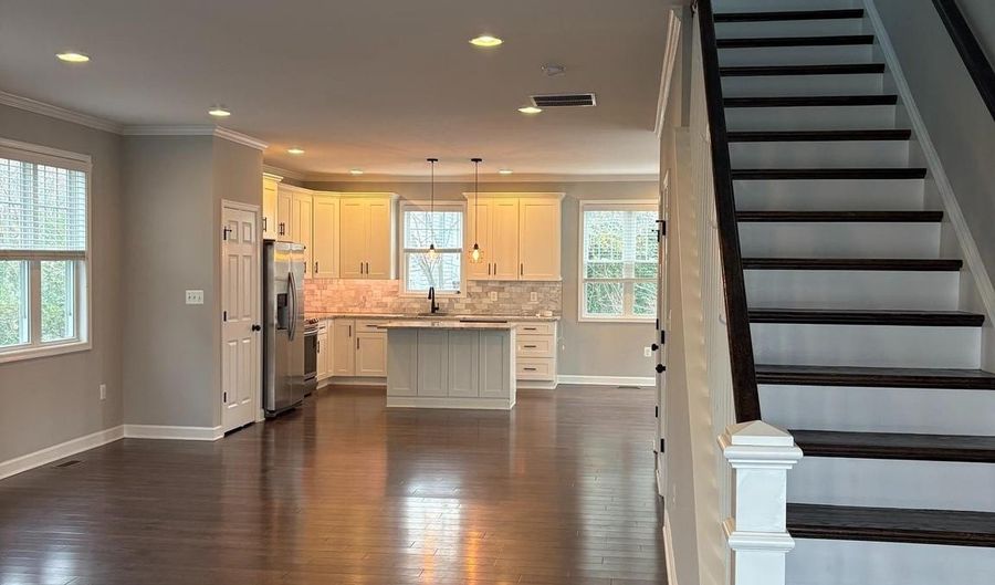 6445 FIRST St, Alexandria, VA 22312 - 4 Beds, 4 Bath