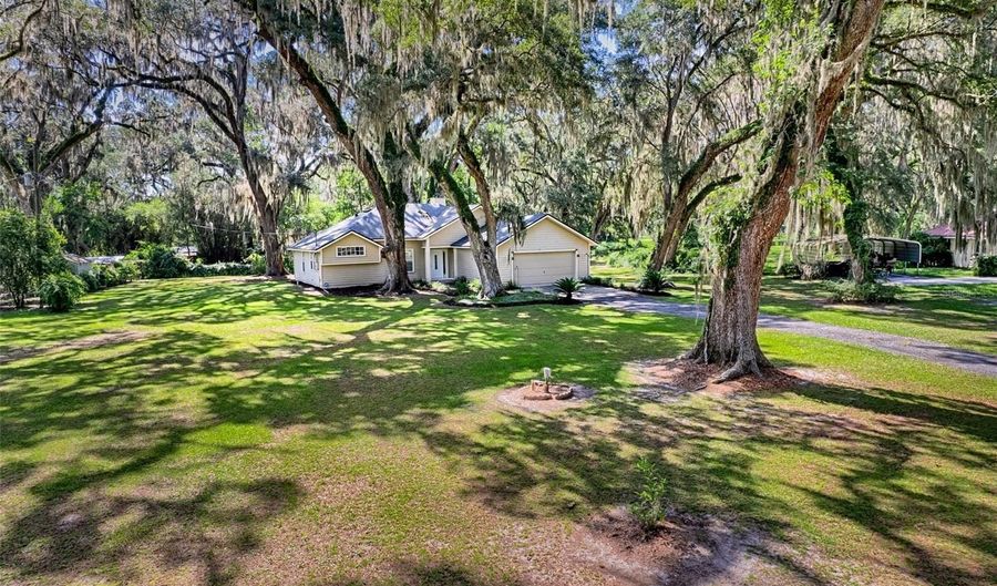 6505 SW 135TH Pl, Archer, FL 32618 - 3 Beds, 2 Bath