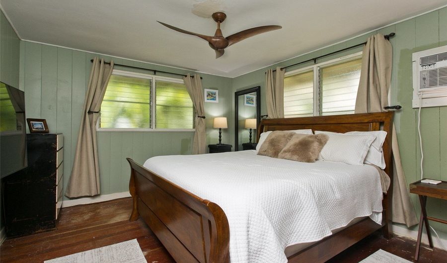 485 Kiholo St, Honolulu, HI 96821 - 3 Beds, 2 Bath