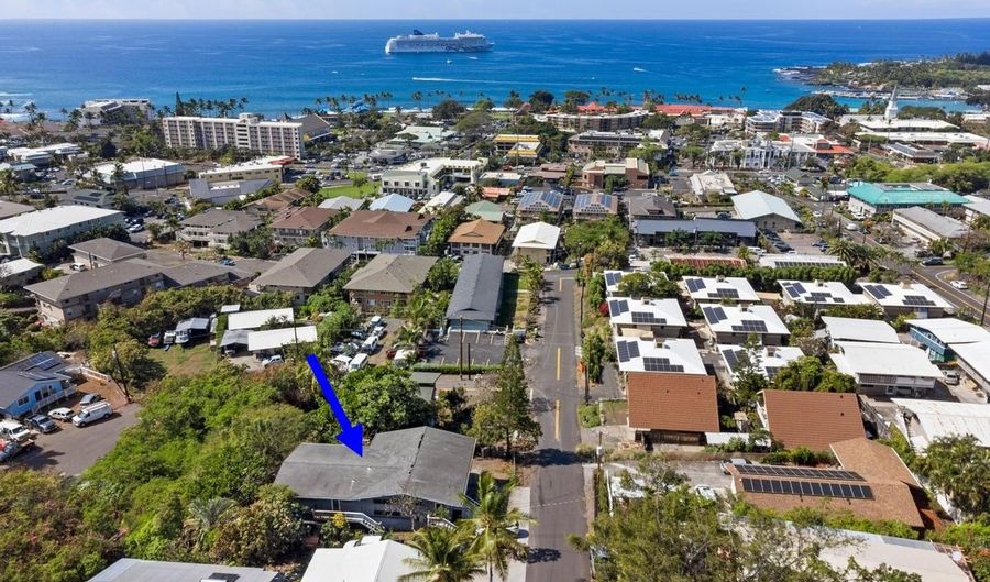 75-190 ALAKAI St, Kailua Kona, HI 96740 - 4 Beds, 5 Bath