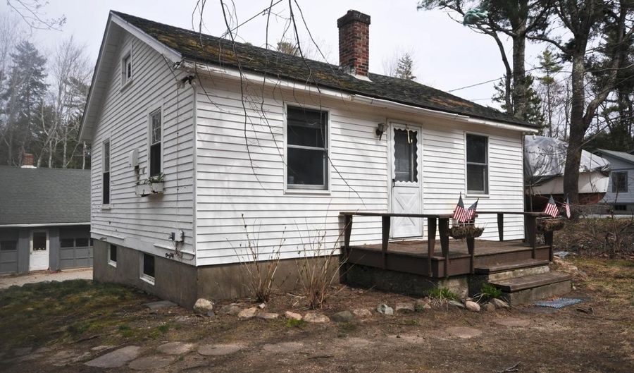 17 Old Bar Harbor Rd, Bar Harbor, ME 04609 - 2 Beds, 1 Bath