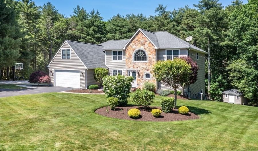 5 WEYMOUTH Ln, Coventry, RI 02816 - 4 Beds, 4 Bath