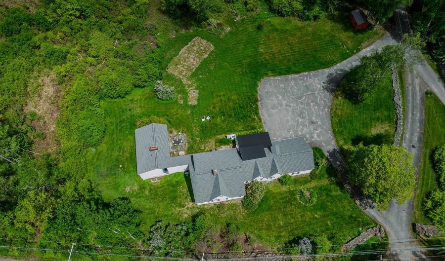 138 Guider Ln, Bethlehem, NH 03574 - 7 Beds, 5 Bath