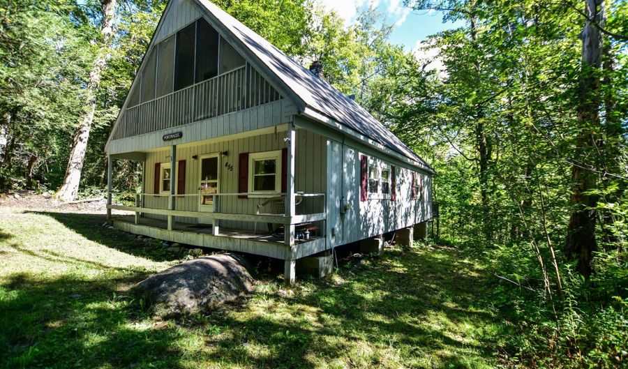 455 King Richard Dr, Becket, MA 01223 - 3 Beds, 1 Bath