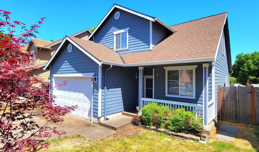 18454 SW OAKVILLE Ct, Beaverton, OR 97078 - 4 Beds, 3 Bath
