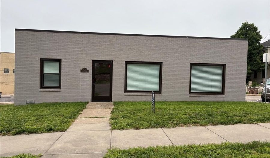 820 Kansas Ave, Atchison, KS 66002 - 0 Beds, 0 Bath