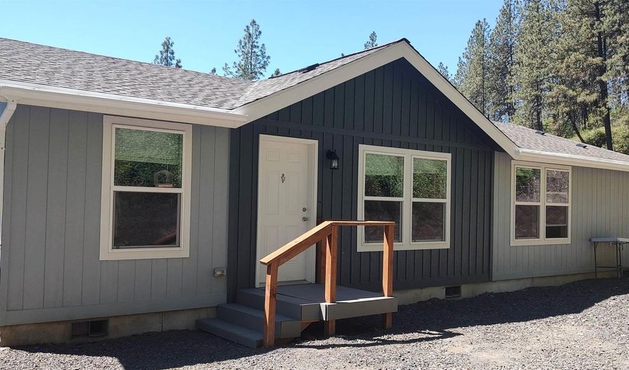 400 Bobcat Dr, Ahsahka, ID 83520 - 3 Beds, 2 Bath