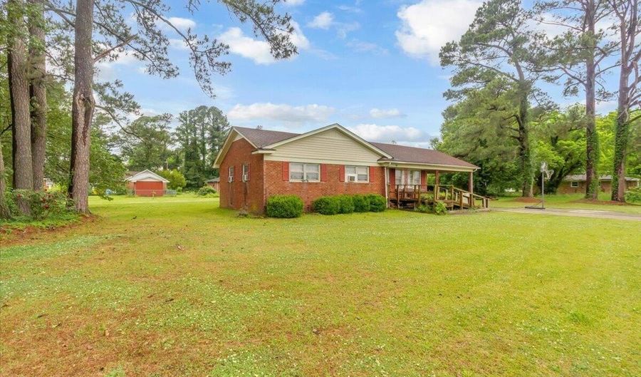 550 S 5th St, Aurora, NC 27806 - 3 Beds, 2 Bath