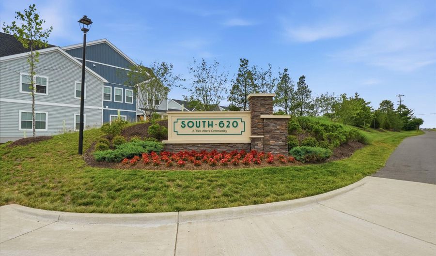 41907 HOGAN FOREST Ter, Aldie, VA 20105 - 4 Beds, 4 Bath