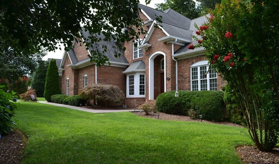 20095 Hortenstine Pl, Abingdon, VA 24211 - 4 Beds, 5 Bath