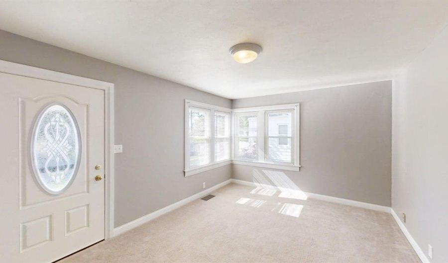 219 N Park Ave, Batesville, IN 47006 - 3 Beds, 1 Bath