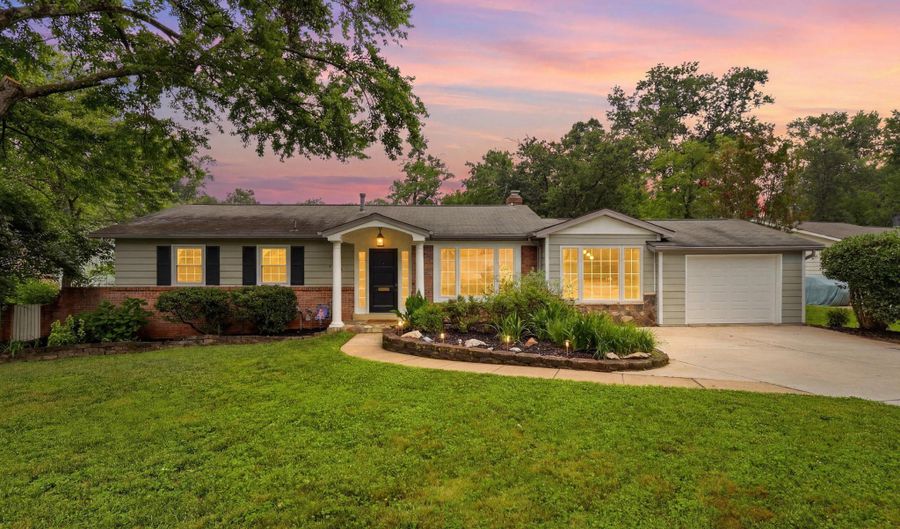 8532 CANTERBURY Dr, Annandale, VA 22003 - 4 Beds, 3 Bath
