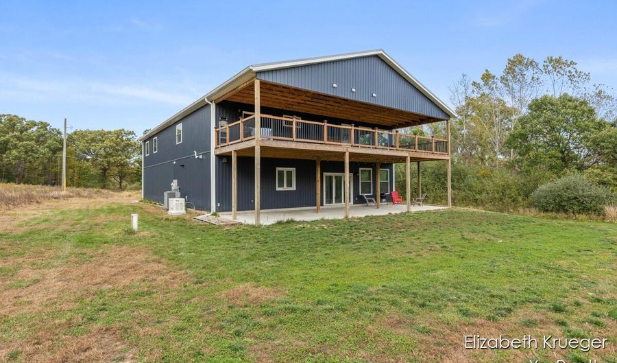 8586 66th St SE, Alto, MI 49302 - 4 Beds, 3 Bath