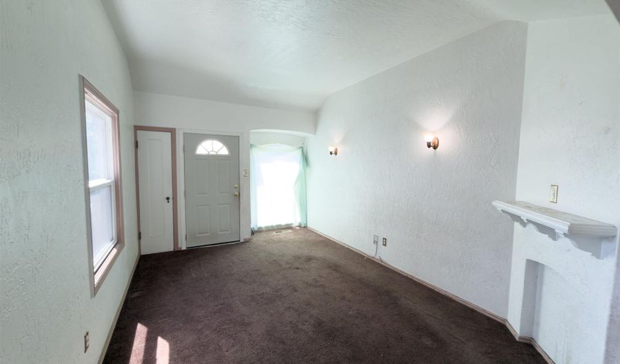 955 Jackson St, Albany, CA 94706 - 2 Beds, 1 Bath