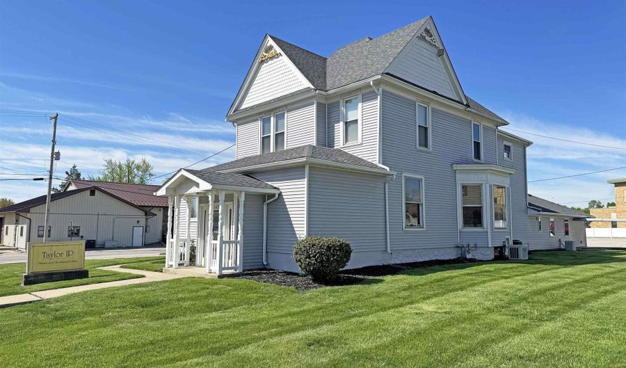 142 S Main St, Avilla, IN 46710 - 0 Beds, 3 Bath