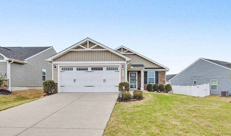 2231 Hemming Way, Boiling Springs, SC 29316 - 3 Beds, 2 Bath