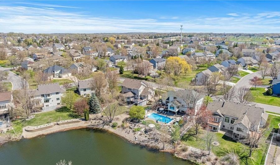 14217 Footbridge Way, Apple Valley, MN 55124 - 4 Beds, 4 Bath
