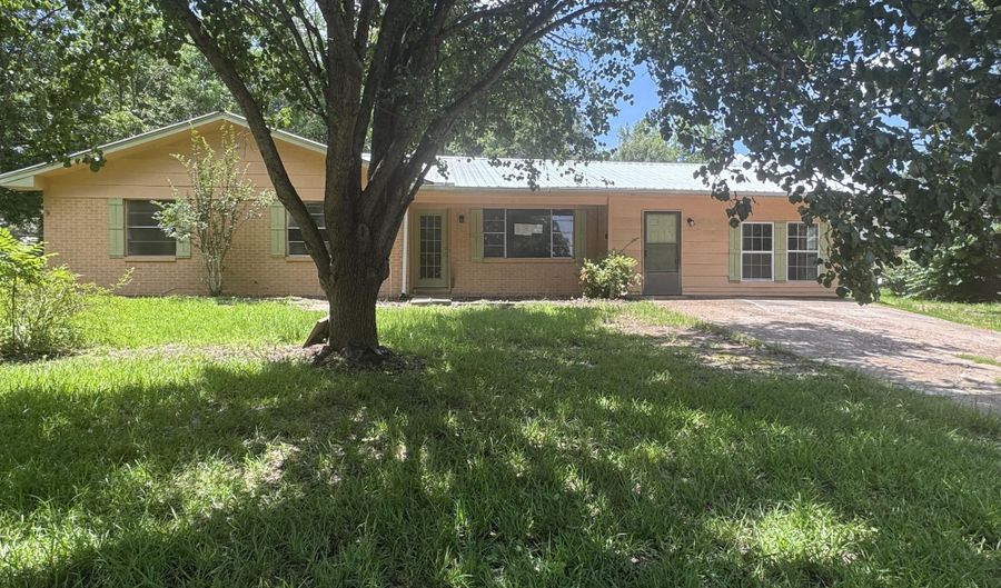 308 Rollingwood Ave, Brandon, MS 39042 - 3 Beds, 3 Bath