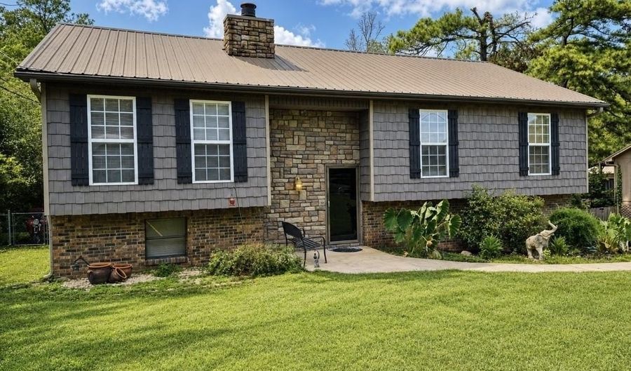 25 EDDINGS Ln, Alabaster, AL 35007 - 4 Beds, 2 Bath