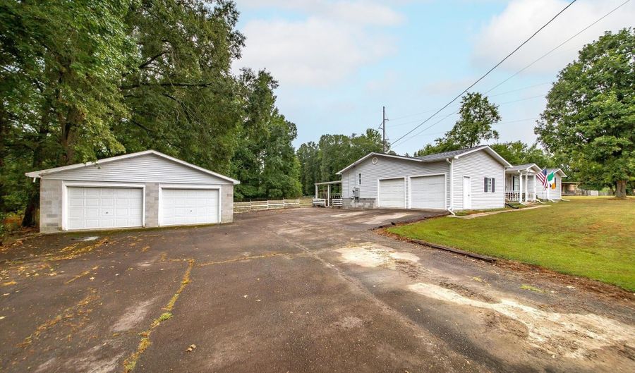 271 Trailwood Dr, Austin, AR 72007 - 4 Beds, 2 Bath