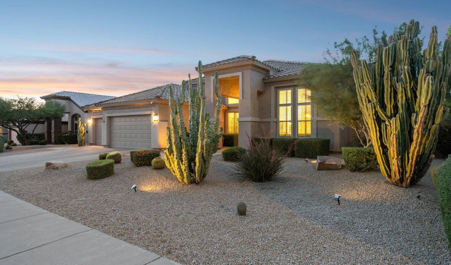 4960 E DALE Ln, Cave Creek, AZ 85331 - 3 Beds, 3 Bath