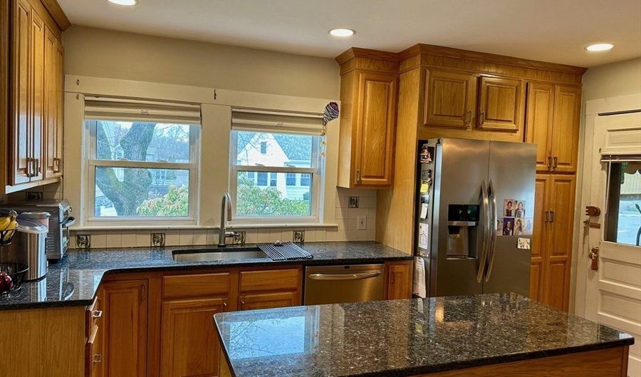 25 Addington Rd, Boston, MA 02132 - 4 Beds, 2 Bath
