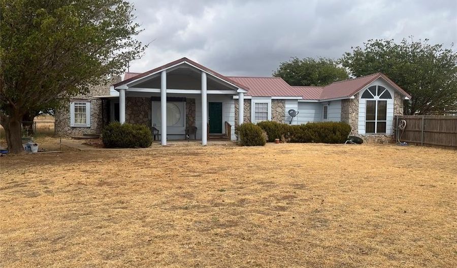 20355 E County Road 158 Rd, Altus, OK 73521 - 3 Beds, 2 Bath