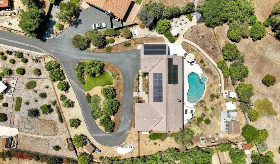 660 Via Rancho Pkwy, Escondido, CA 92029 - 4 Beds, 3 Bath