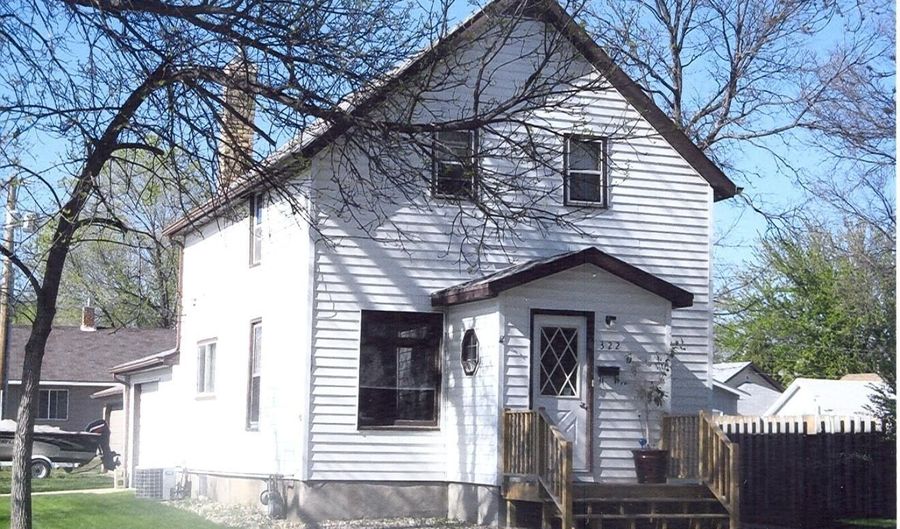 322 SW 9th Ave, Aberdeen, SD 57401 - 3 Beds, 2 Bath