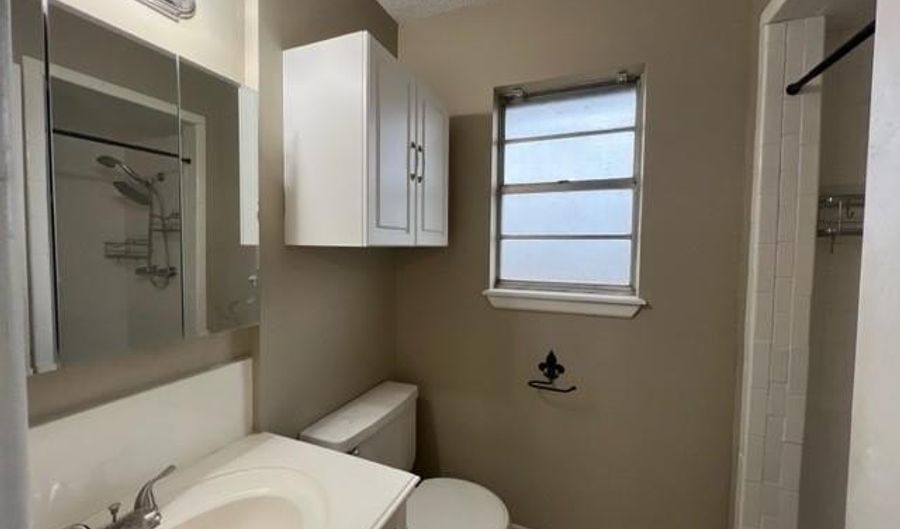 5226 Llano St, Abilene, TX 79605 - 3 Beds, 2 Bath