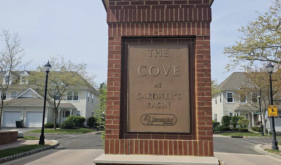 2 Anchorage Ct, Atlantic City, NJ 08401 - 3 Beds, 3 Bath