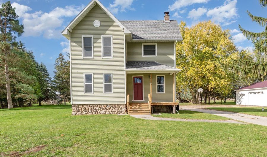 706 S Lincoln Ave, Alma, MI 48801 - 3 Beds, 2 Bath