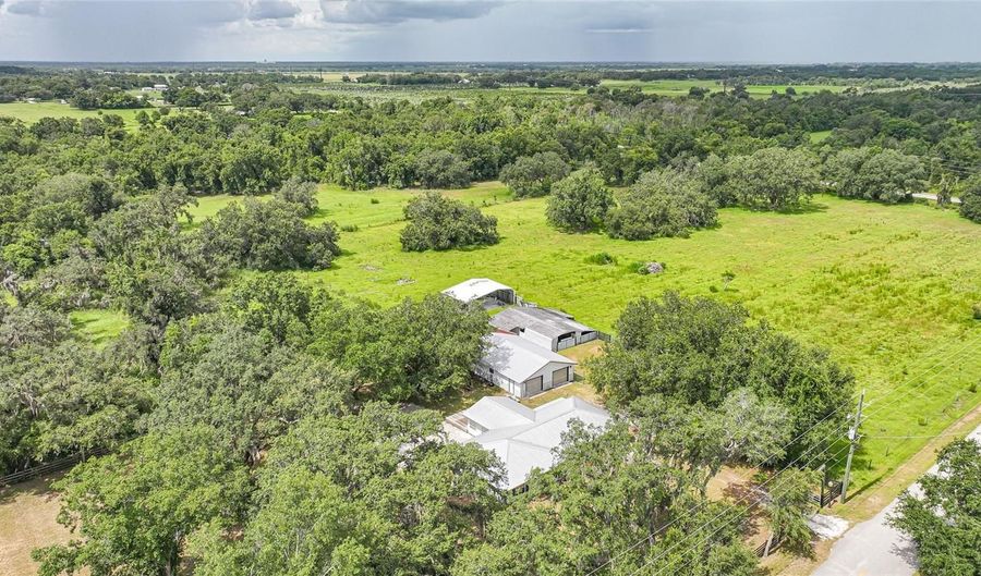 5018 NW OAK HILL Ave, Arcadia, FL 34266 - 3 Beds, 2 Bath