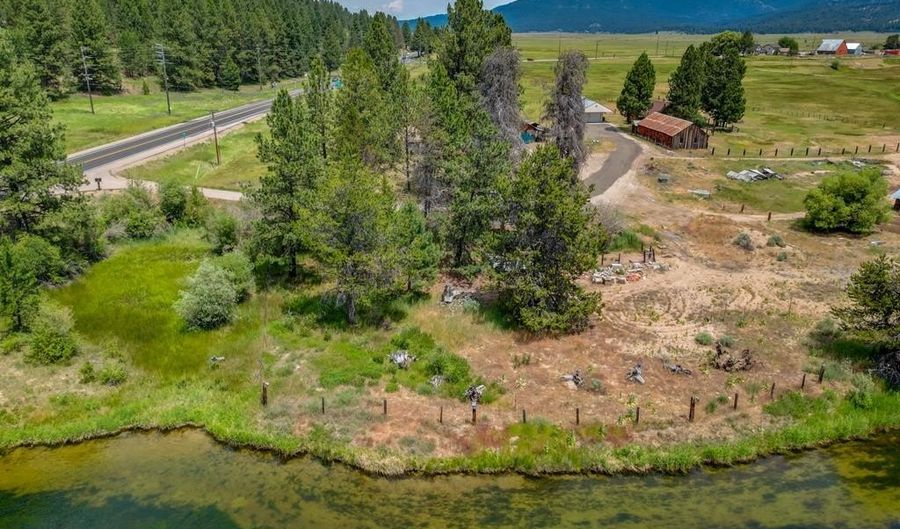 800 N Main St, Cascade, ID 83611 - 3 Beds, 3 Bath