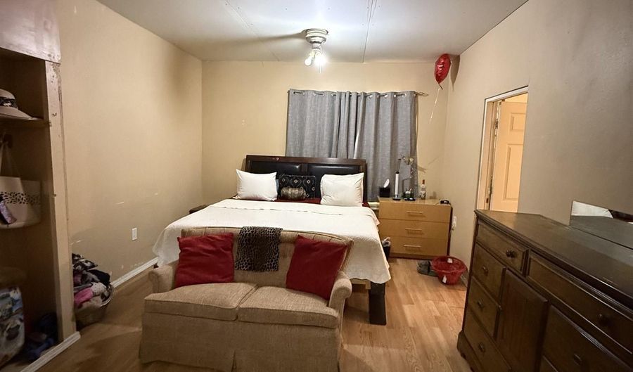 410 E Fairground Rd, Artesia, NM 88210 - 3 Beds, 2 Bath
