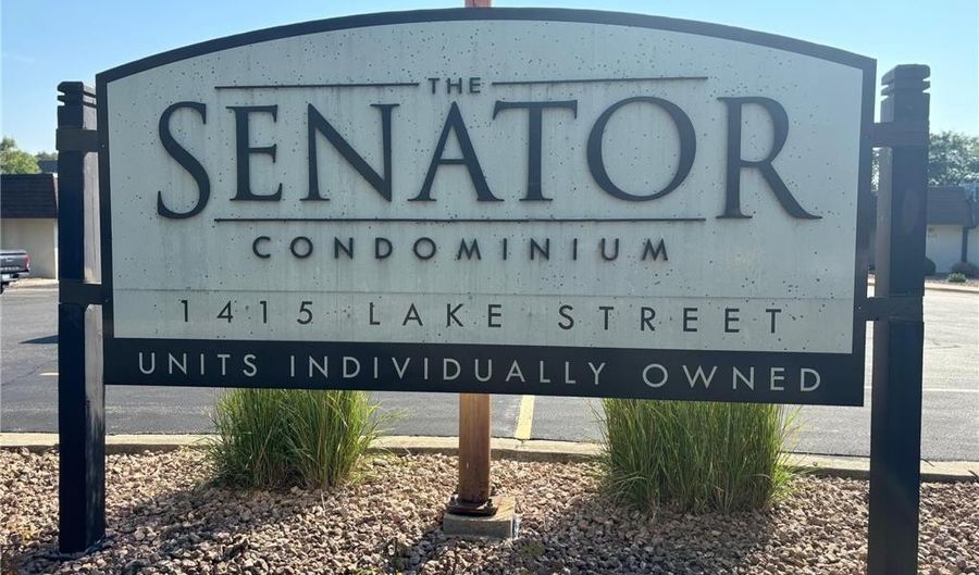 1415 Lake St 122, Alexandria, MN 56308 - 1 Beds, 1 Bath