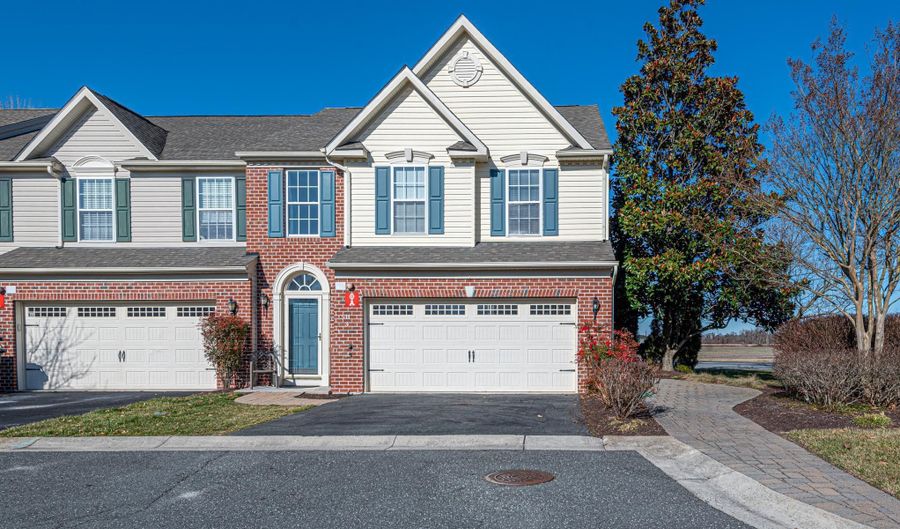 511 SUNLIGHT Ln 3, Berlin, MD 21811 - 3 Beds, 3 Bath