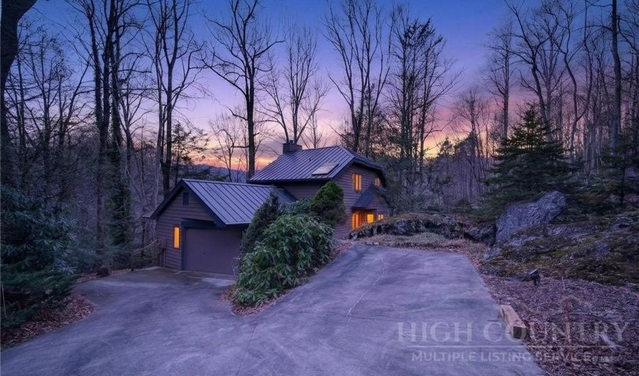 243 Ironwood Dr, Banner Elk, NC 28604 - 3 Beds, 3 Bath