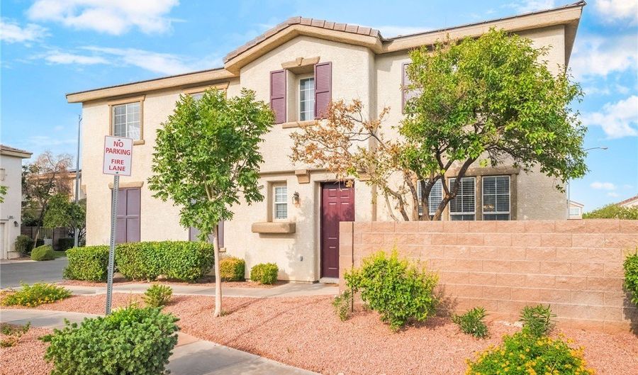 1242 La Ballena Trl, Henderson, NV 89074 - 4 Beds, 3 Bath