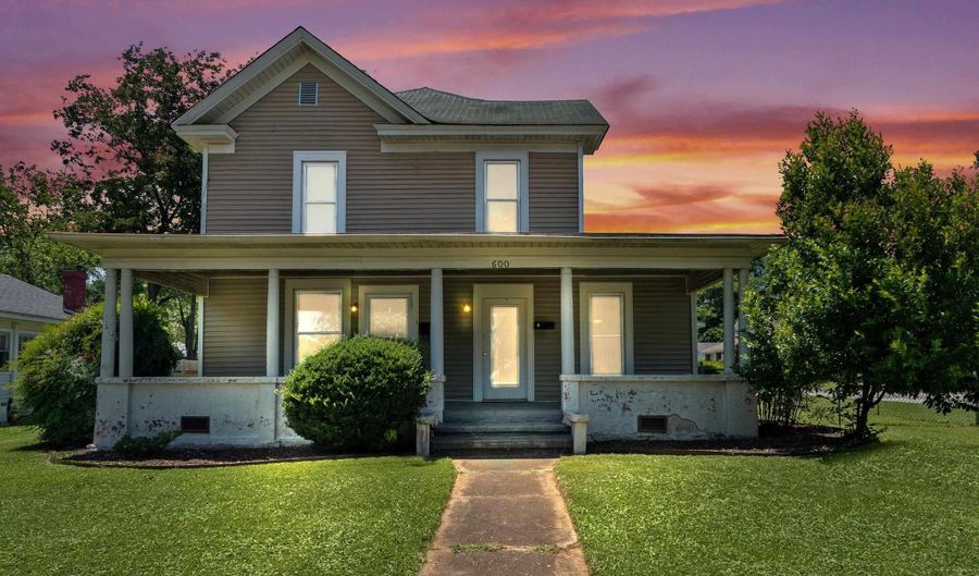 600 S Houston St, Athens, AL 35611 - 0 Beds, 0 Bath