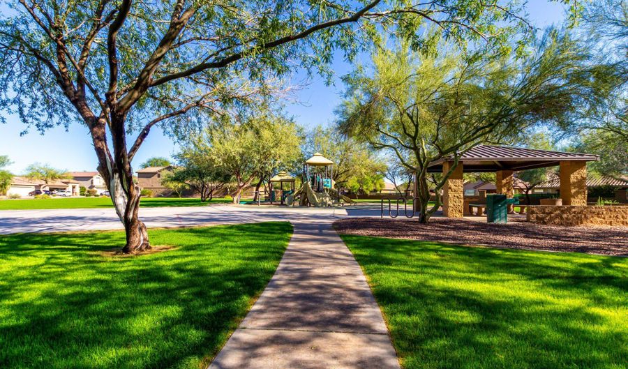 1730 W HEMINGWAY Ln, Anthem, AZ 85086 - 4 Beds, 2 Bath