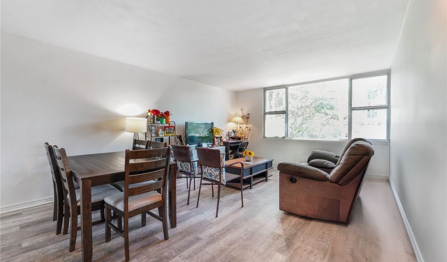 98-1042 Moanalua Rd 2-301, Aiea, HI 96701 - 3 Beds, 2 Bath