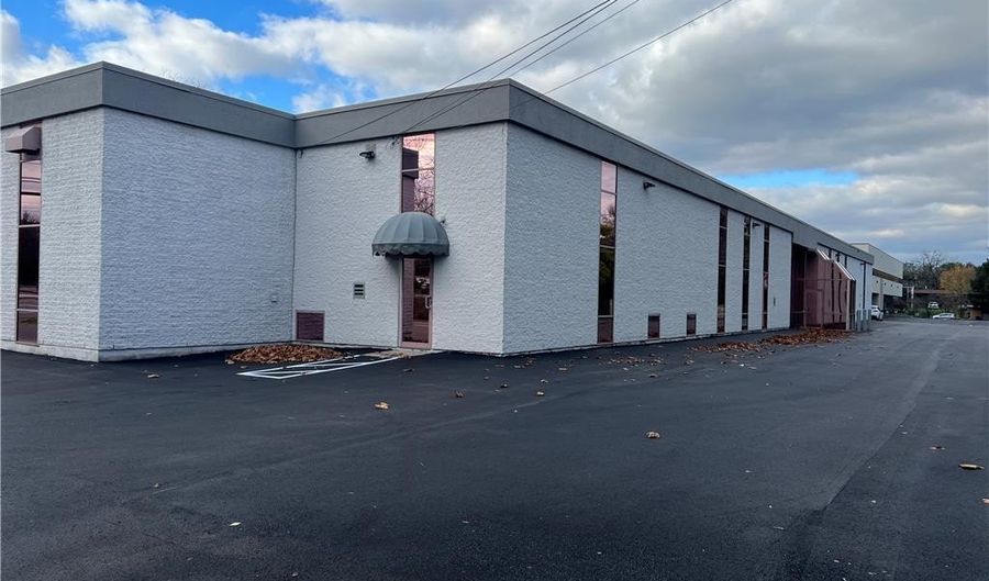 1125 S Cedar Crest Blvd 107, Allentown, PA 18103 - 0 Beds, 0 Bath