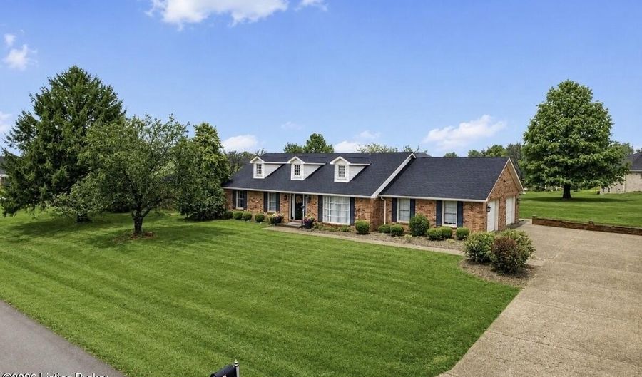 114 Windsor Ave, Bardstown, KY 40004 - 4 Beds, 3 Bath