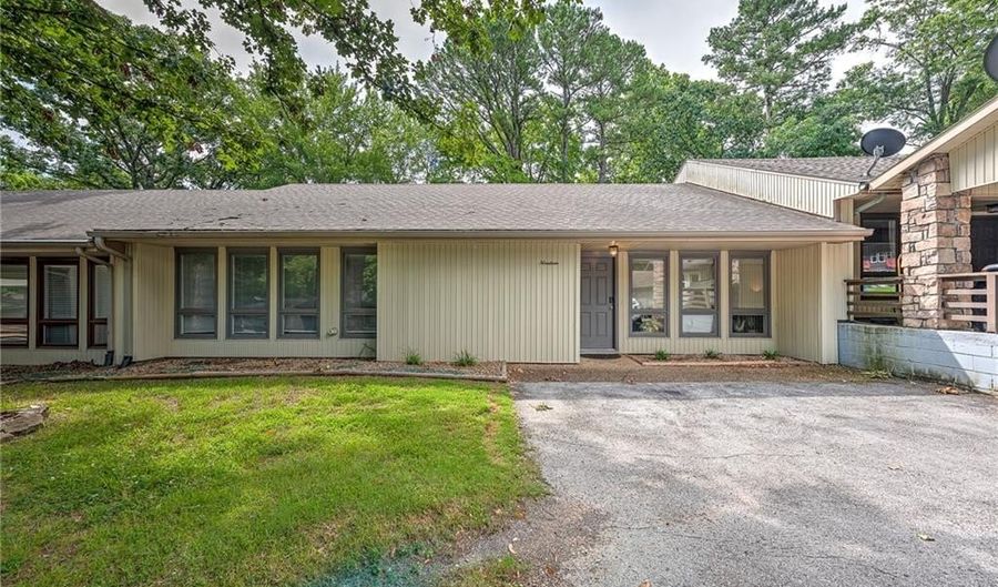 19 Mellor Ln, Bella Vista, AR 72715 - 3 Beds, 2 Bath