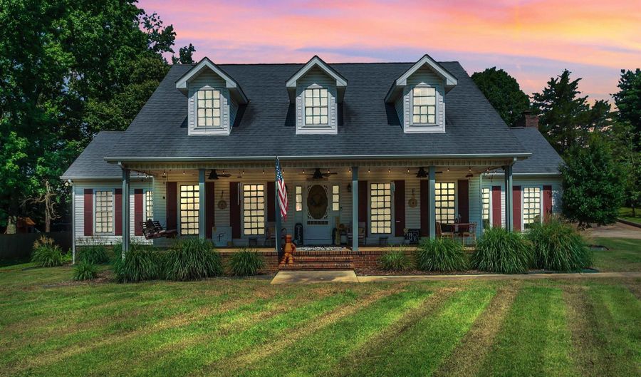 216 Whitfield Dr, Athens, AL 35613 - 3 Beds, 3 Bath